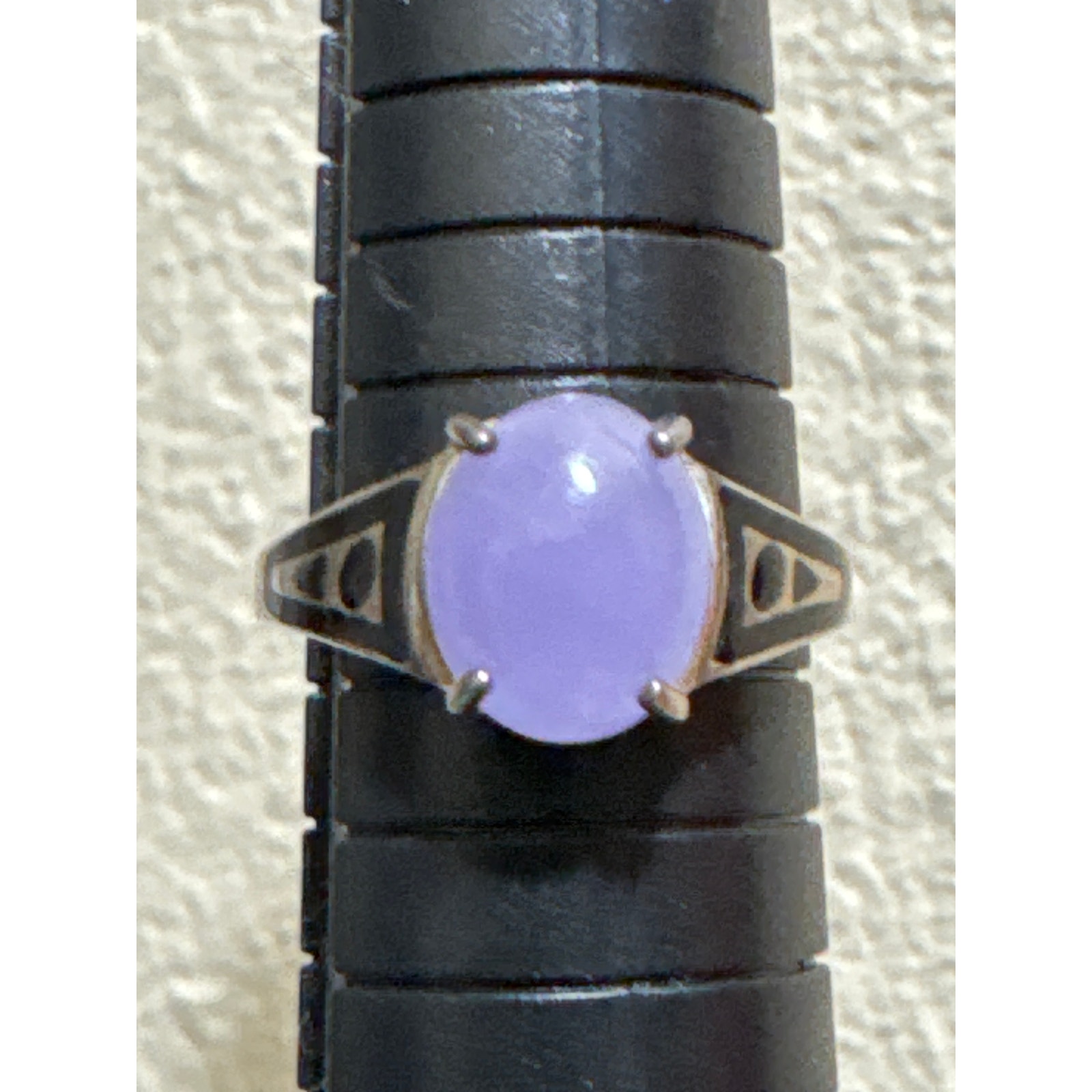 Sterling Silver Lavender Jade Cabochon Ring With Black Inlay On The Sides Size 7 62$